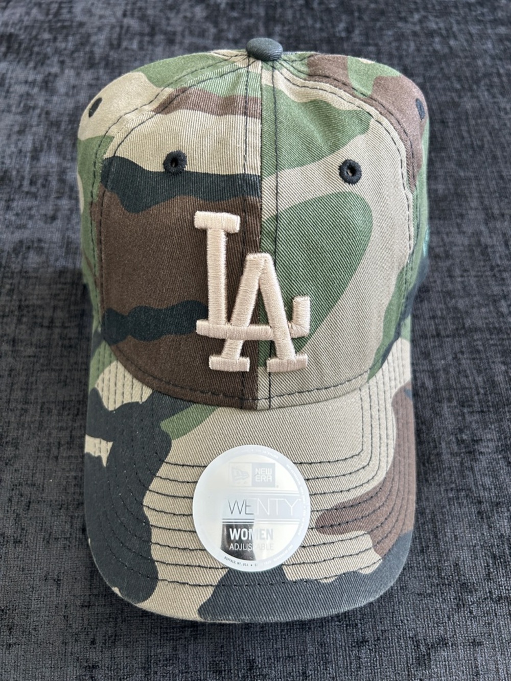 New Aritzia New Era Los Angeles Dodgers Camo Adjustable Cap